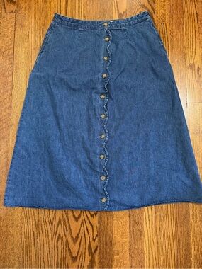 Orvis Vintage Mid Length Blue Denim Skirt Scalloped Front Size 12